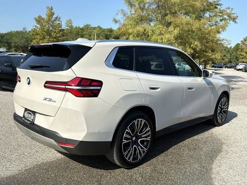 Used 2026 BMW X3 xDrive30i w/ Premium Package AWD/4WD image 3