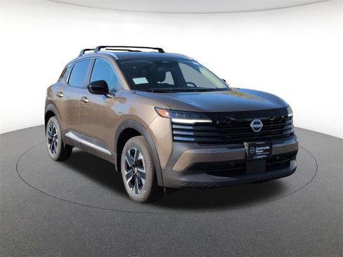 New 2026 Nissan Kicks SV w/ Cold Weather Package image 3