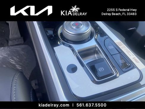 New 2026 Kia Carnival SX FWD image 24
