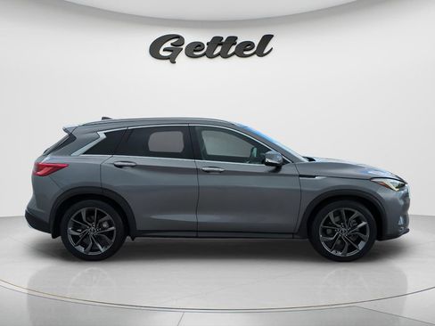 Used 2019 INFINITI QX50 Essential w/ Sensory Package FWD image 4