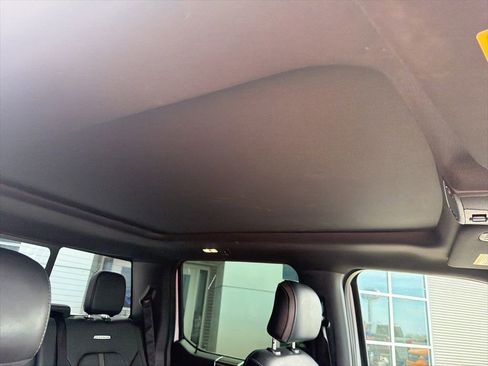 Used 2017 Ford F150 Platinum w/ Equipment Group 701A Luxury AWD/4WD image 27