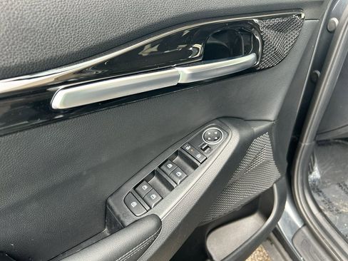 Certified 2025 Kia Seltos X-Line image 17