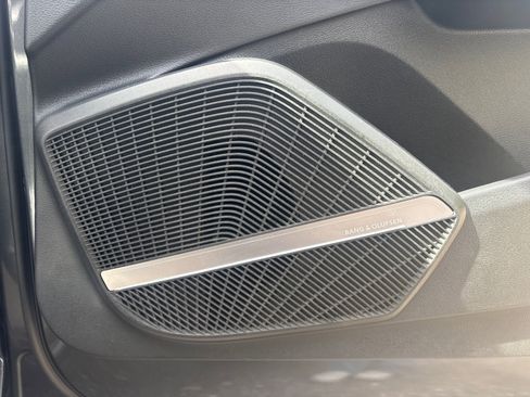 Used 2022 Audi Q5 2.0T Premium Plus w/ Premium Plus Package image 45