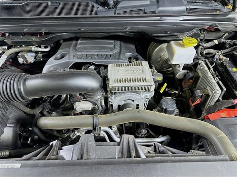 Used 2021 RAM 1500 Limited image 9