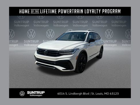 Used 2024 Volkswagen Tiguan SE R-Line w/ MDO Package, Two-Row AWD/4WD image 1