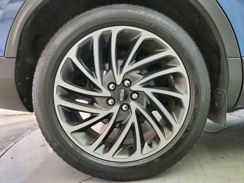Used 2019 Lincoln Nautilus Reserve FWD image 32