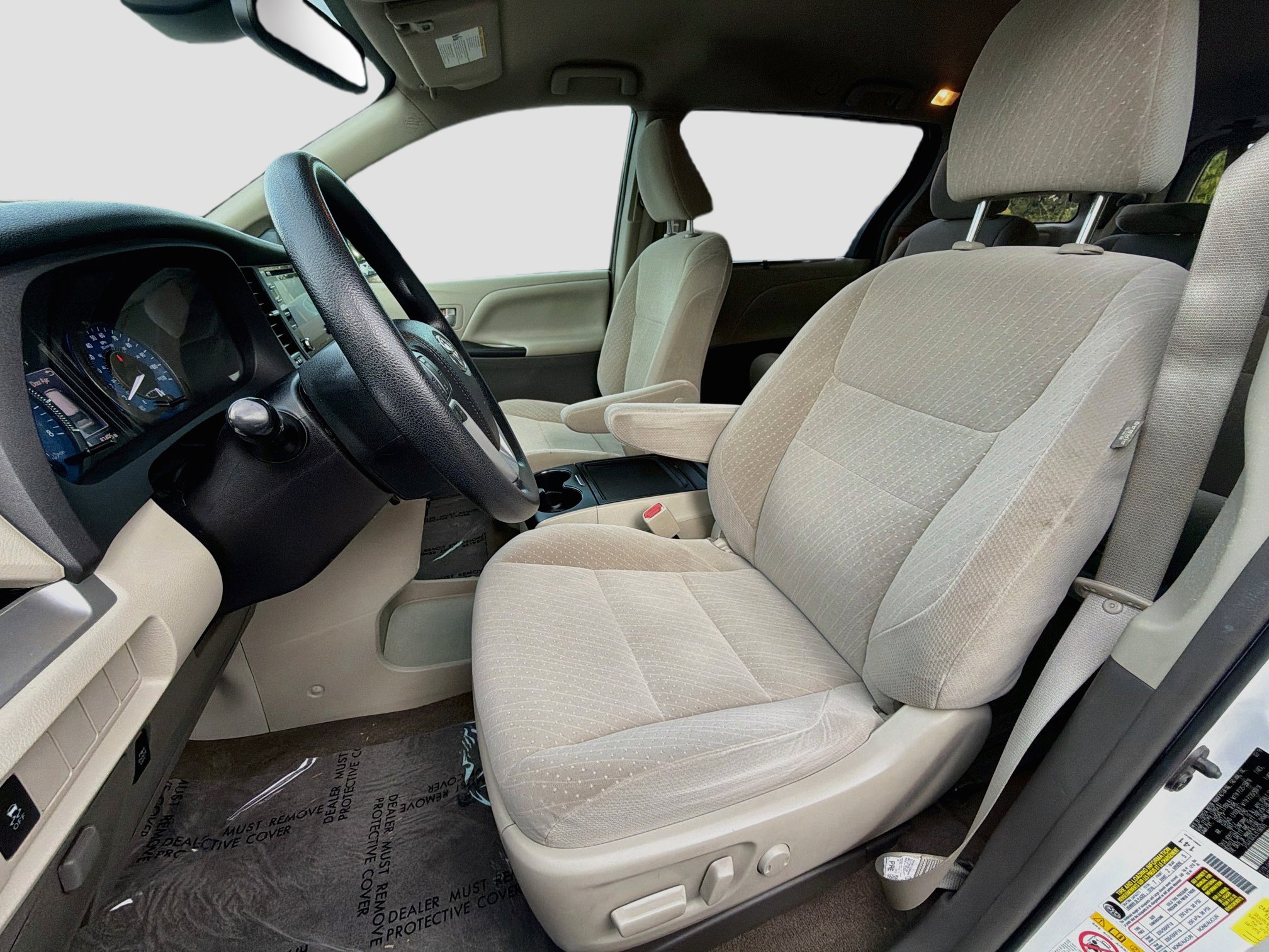Used 2018 Toyota Sienna LE AWD/4WD image 13