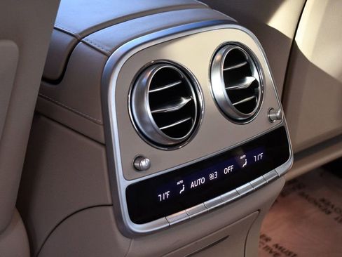 Used 2018 Mercedes-Benz S 560 4MATIC Sedan image 53