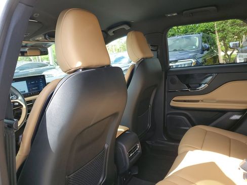 Certified 2023 Lincoln Corsair Reserve image 9