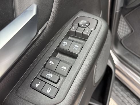 New 2026 RAM 1500 Express AWD/4WD image 10