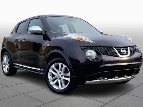 Used 2014 Nissan Juke SV w/ Premium Appearance Package image 2