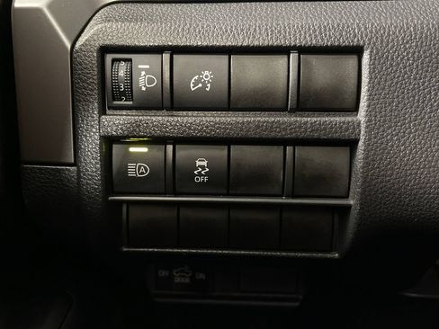 Certified 2024 Toyota Tacoma TRD Sport AWD/4WD image 28
