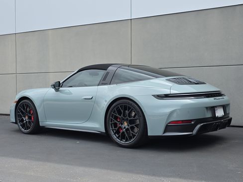 Used 2026 Porsche 911 Targa 4 GTS AWD/4WD image 3
