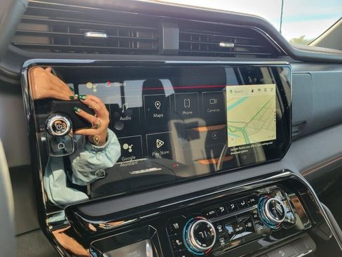 New 2026 GMC Sierra 2500 AT4 w/ AT4 Premium Plus Package image 21