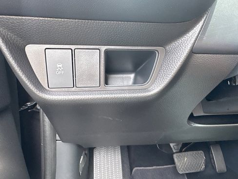Certified 2026 Honda HR-V EX-L image 20