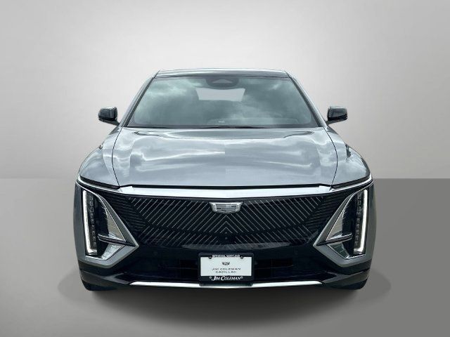 Certified 2025 Cadillac Lyriq Luxury AWD/4WD image 24