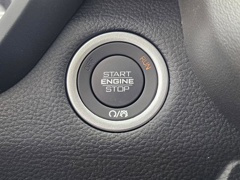 New 2026 RAM 1500 Laramie AWD/4WD image 26