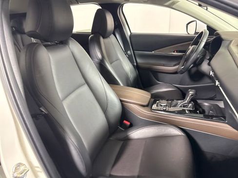 Used 2023 MAZDA CX-30 AWD 2.5 S w/ Premium Package image 14