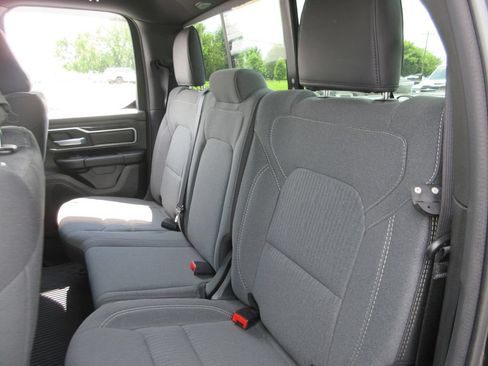 Used 2022 RAM 1500 Big Horn AWD/4WD image 21