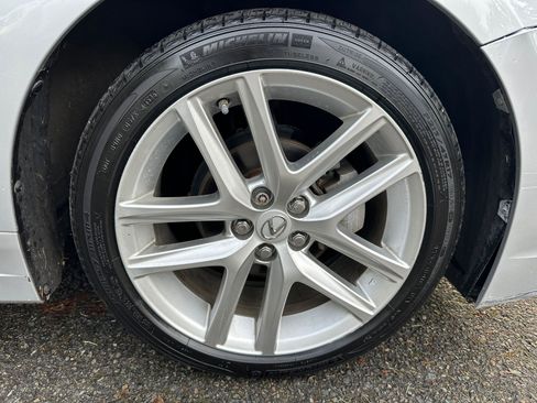 Used 2014 Lexus CT 200h image 9