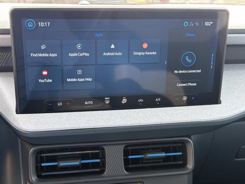 Used 2025 Ford Maverick XLT w/ Equipment Group 302A AWD/4WD image 24
