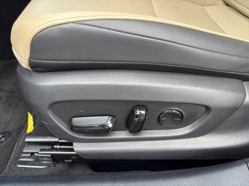 Used 2021 Lexus ES 350 w/ Premium Package image 11