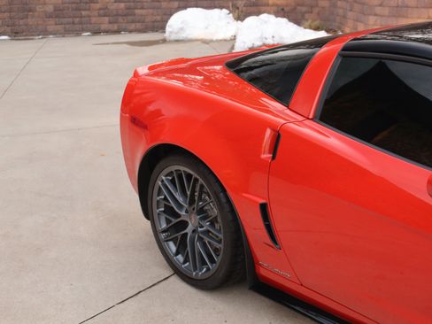 Used 2011 Chevrolet Corvette Z06 image 13