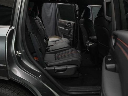 New 2025 Nissan Armada PRO-4X image 19