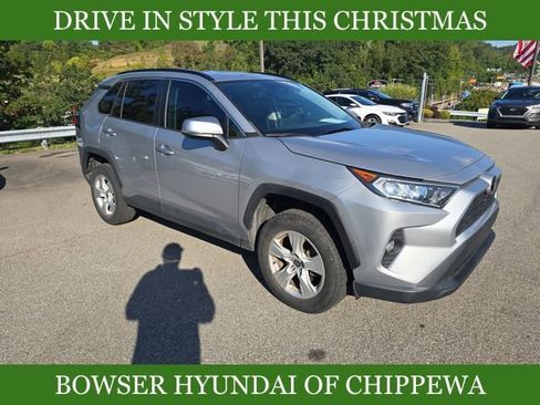 Used 2021 Toyota RAV4 XLE image 7