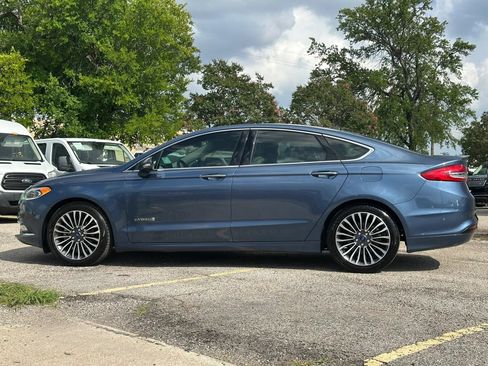 Used 2018 Ford Fusion Platinum FWD image 3