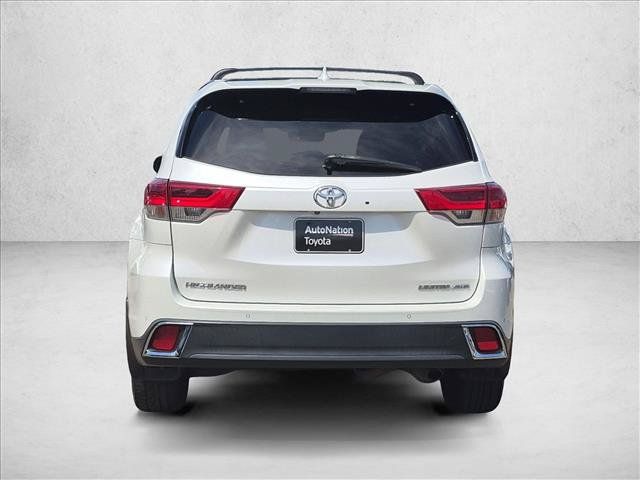 Used 2019 Toyota Highlander Limited AWD/4WD image 6