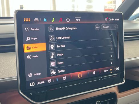 New 2025 Volkswagen ID. Buzz 1st Edition RWD image 17