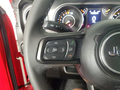 Used 2023 Jeep Gladiator Sport AWD/4WD image 26