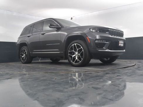 Used 2022 Jeep Grand Cherokee Summit image 41