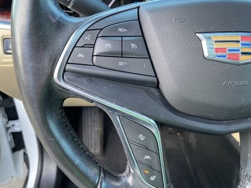 Used 2019 Cadillac XT5 Luxury image 21