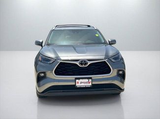 Certified 2026 Toyota Highlander XLE AWD/4WD video 2