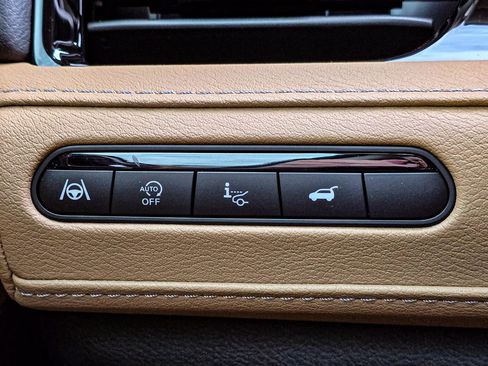 New 2026 INFINITI QX80 Luxe image 36