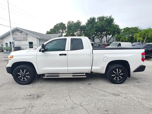 Used 2016 Toyota Tundra SR w/ Tow Package RWD image 4