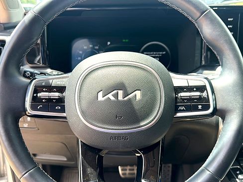 Used 2022 Kia Sorento SX FWD image 10