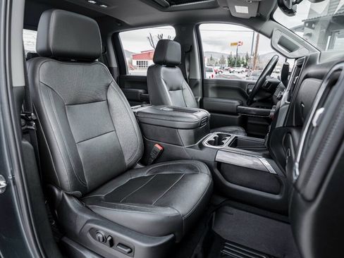 Used 2020 Chevrolet Silverado 2500 LTZ w/ LTZ Premium Package image 21