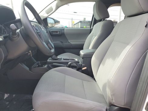 Used 2019 Toyota Tacoma SR image 14