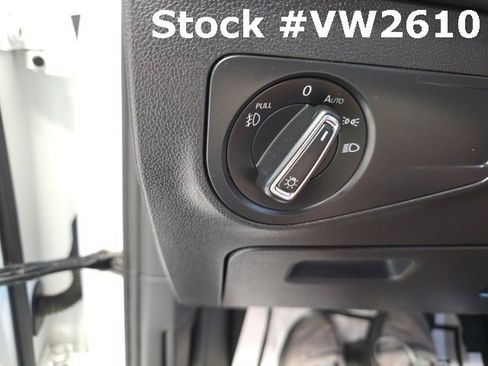 Certified 2021 Volkswagen Tiguan SEL image 33