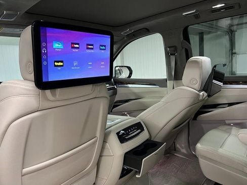 Certified 2025 Cadillac Escalade Sport Platinum image 39