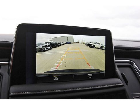 Used 2024 Chevrolet Suburban Premier RWD image 22