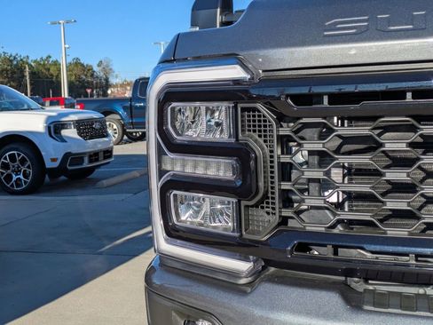 New 2026 Ford F250 Lariat w/ Tremor Off-Road Package image 9