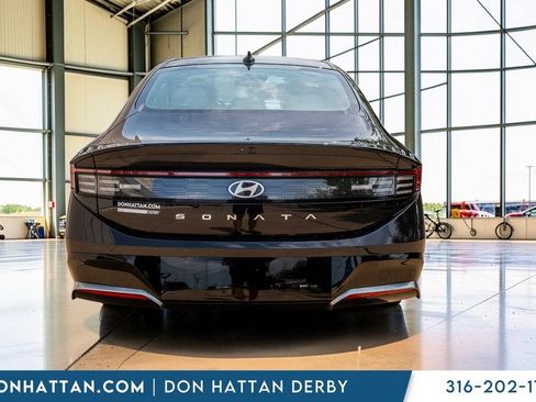 Used 2025 Hyundai Sonata SEL FWD image 27