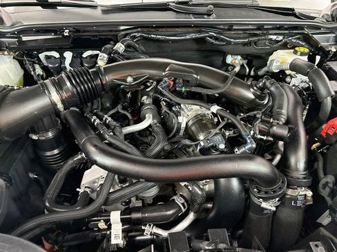 Used 2025 Ford Ranger Raptor AWD/4WD image 29
