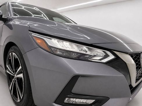 Used 2020 Nissan Sentra SR w/ Trunk Package FWD image 34