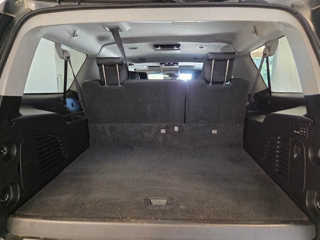 Used 2019 GMC Yukon XL SLT w/ Open Road Package RWD image 15