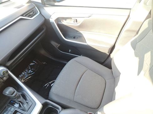 Certified 2021 Toyota RAV4 XLE image 12